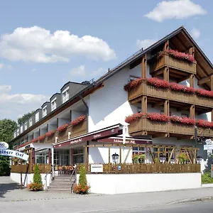 Feldmochinger Hof **** Munich