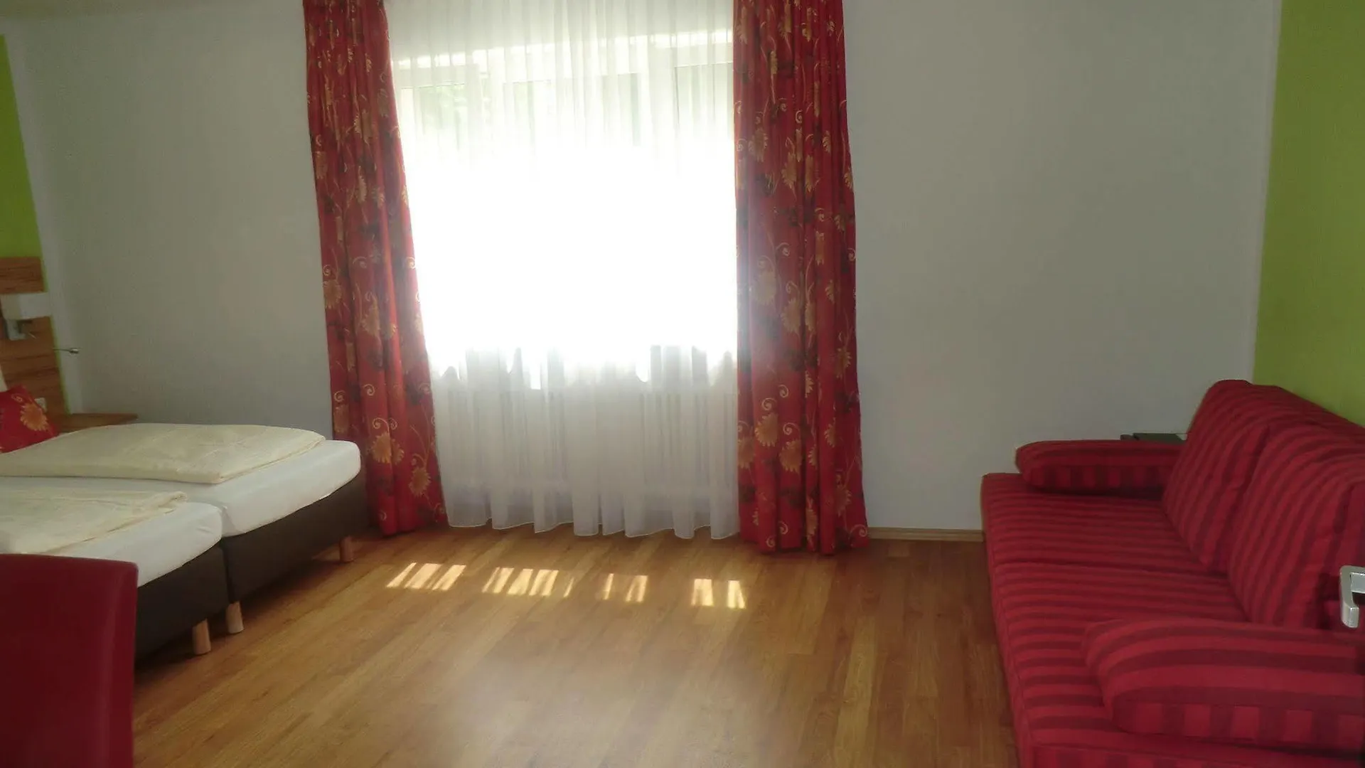 Hotel Pension Haydn Munich 2*,  Germany